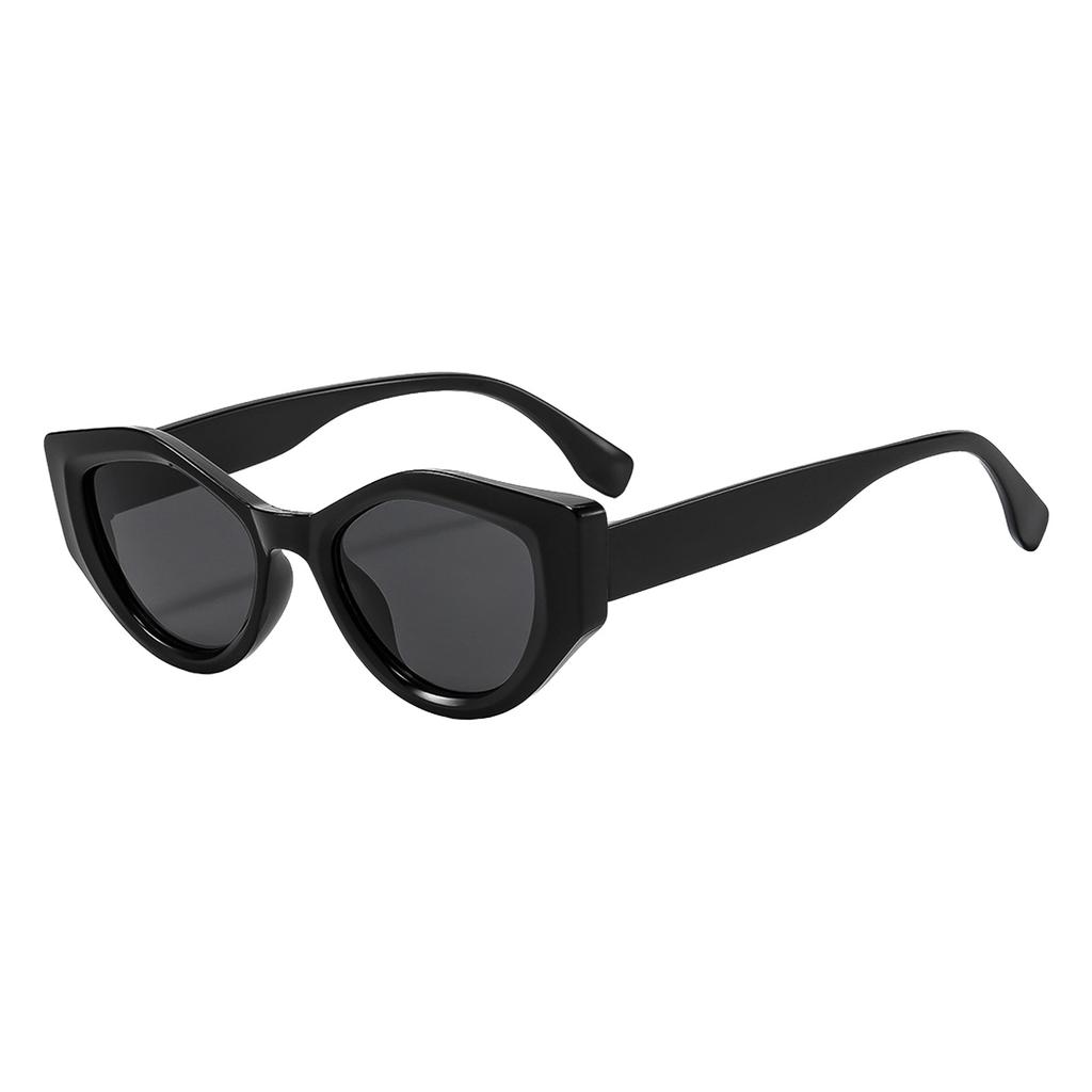 Retro Cat Eyes Sunglasses With Y2K Design For Outdoor UV Protect Plastic Frame