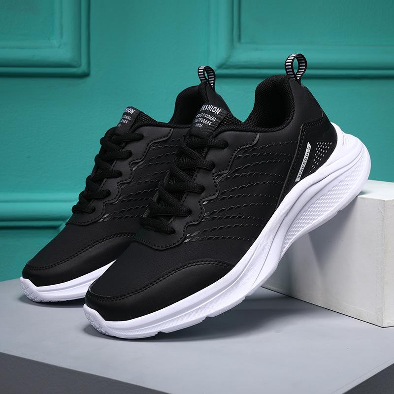 Autumn and winter new women's shoes leather velvet casual sports shoes women's waterproof and non-slip running shoes lightweight warm cotton shoes
