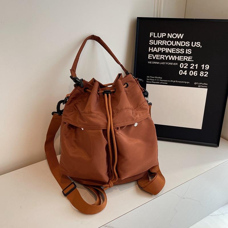 2025 new summer simple large-capacity handbag fashion bucket bag women's bag Korean personalized shoulder messenger bag