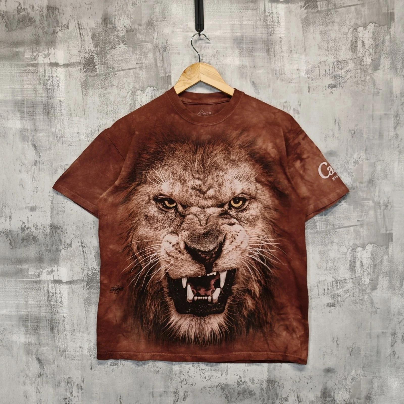 The Mountain Casela Mauritius Lion Graphic T-Shirt – Brown Tie-Dye – Size M 2XL