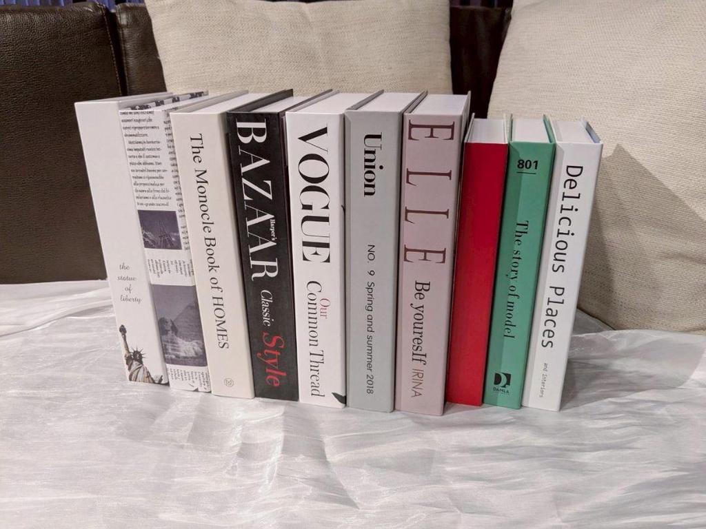 [USED] Fake Book Imitation Interior Wedding Welcome Space 3 books