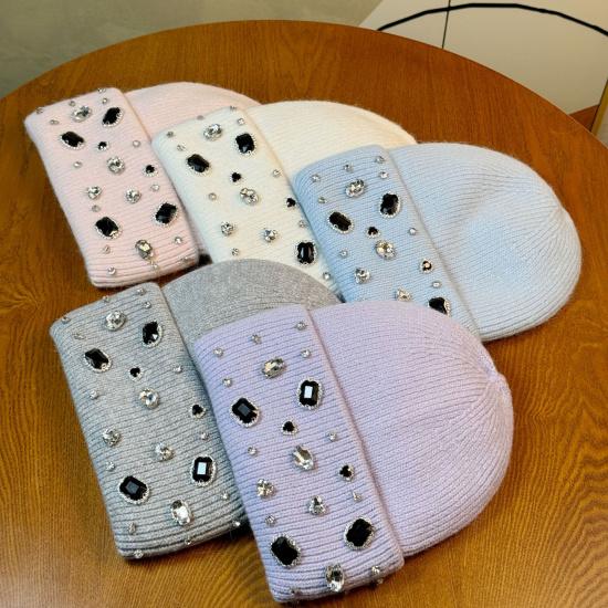 Luxury Rhinestone Rabbit Fur Knit Hat for Women, Autumn and Winter White Knitted Hat, Large Head Circumference, Face Slimming, Trendy Beanie