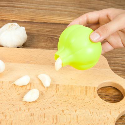Pomůcky na ovoce a zeleninu – Lisy na česnek
