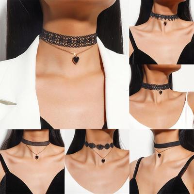 European and American Style Retro Hollow Black Lace Choker Sexy Love Necklace Choker