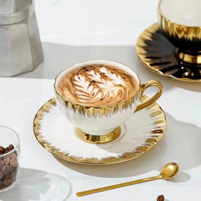 200ml Romantisches Kürbis Kaffeetassenset mit Löffeln Tellern Küchenzubehör Keramik Teetassenset Trinkgeschirr Nachmittag Roter Tee