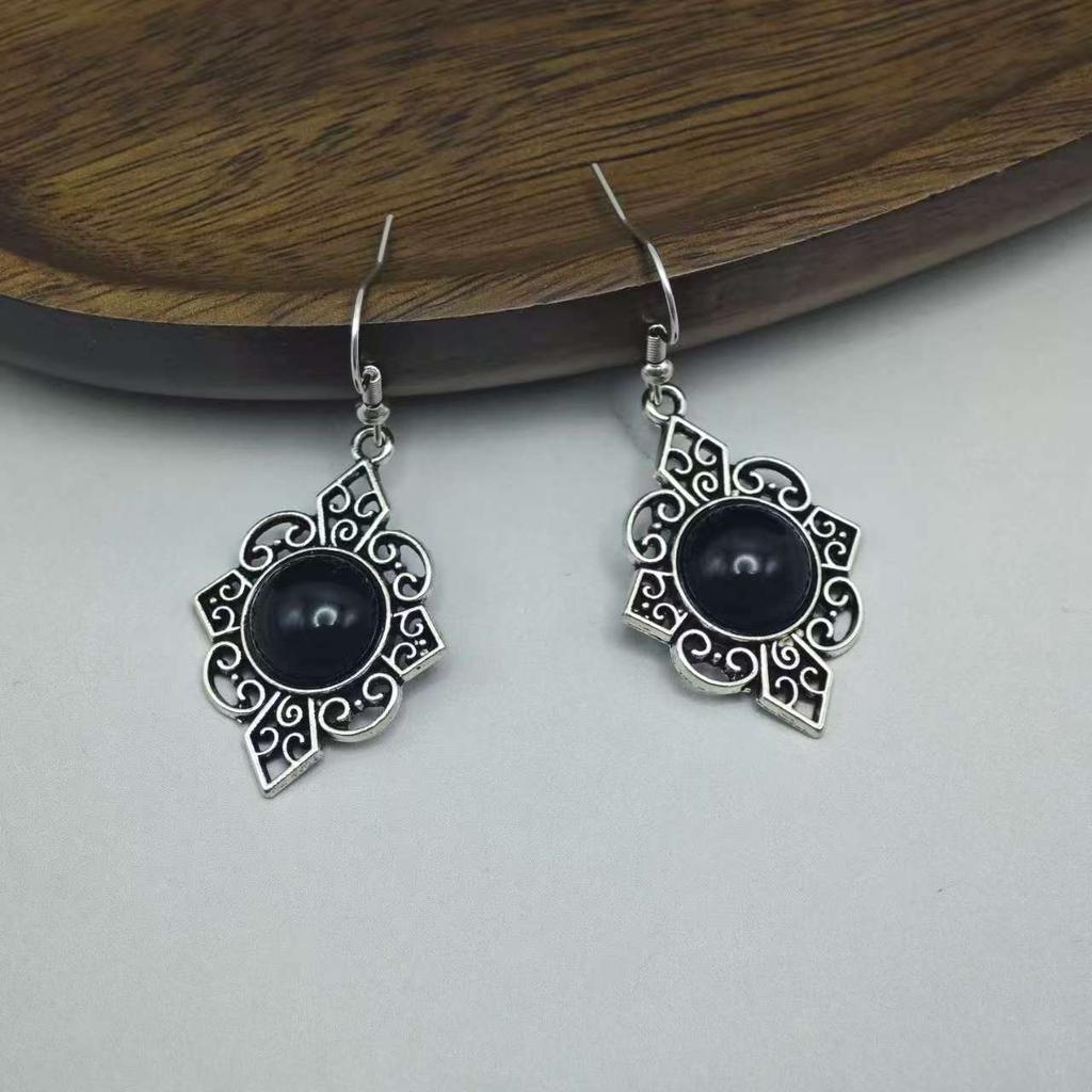 European and American Turquoise Earrings, New Bohemian Fringed Earrings, Geometric Alloy, Retro Temperament Exaggerated Ear Jewelry