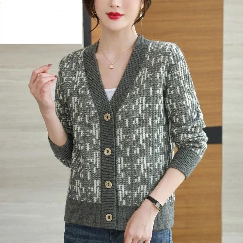 Sweater Jacket Women's New Fashion Mother's Style All-match Knitted Cardigan