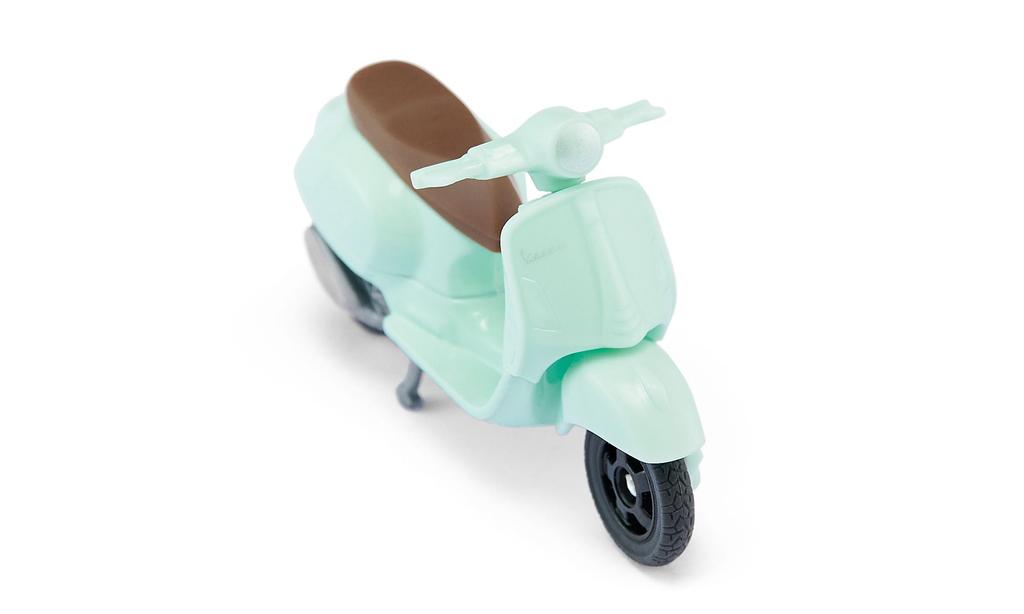 SIKU Vespa 125 GTS Super Ages 3 and SK1296 (for Up)