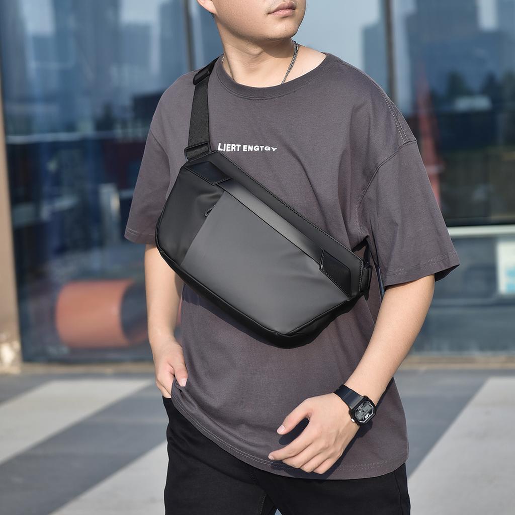 Crossbody Bag Men's Waterproof Chest Bag Fashionable Shoulder Bag