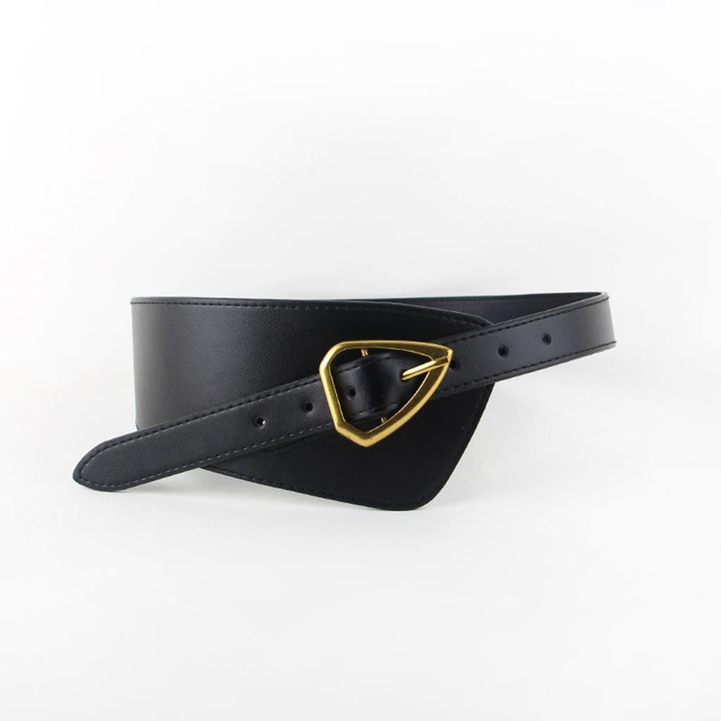 The Wide Belt Of The Woman Is Decorated With A Suit Jacket And Jacket Accessories In Black Color, Which Is Fashionable And Versatile.