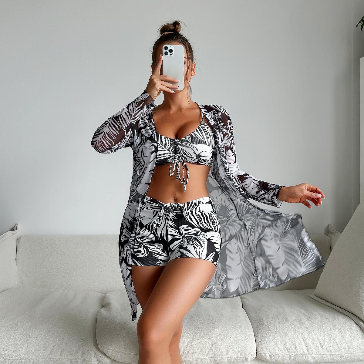 

Купальник женский, разделенный комплект из трех предметов, высокая талия, длинный рукав, верхняя рубашка, бикини с кулиской и принтом S чёрный