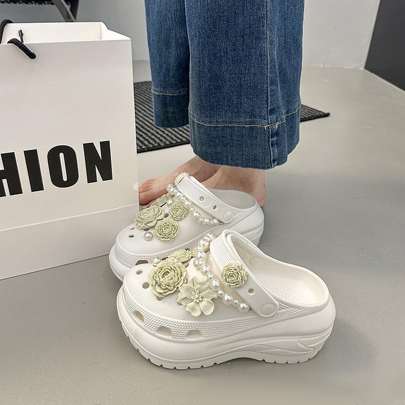 2025 Summer New High-value Flower Hole Shoes Wear Non-slip, Step On Shit Feeling Bag Head and Pedal Cool Slippers Women