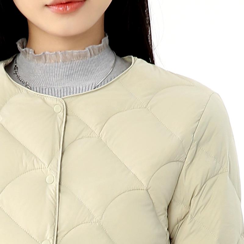 Women's Lightweight Round Neck Down Jacket – Fashionable Plus Size Thin Style with 90% Duck Down Filling.