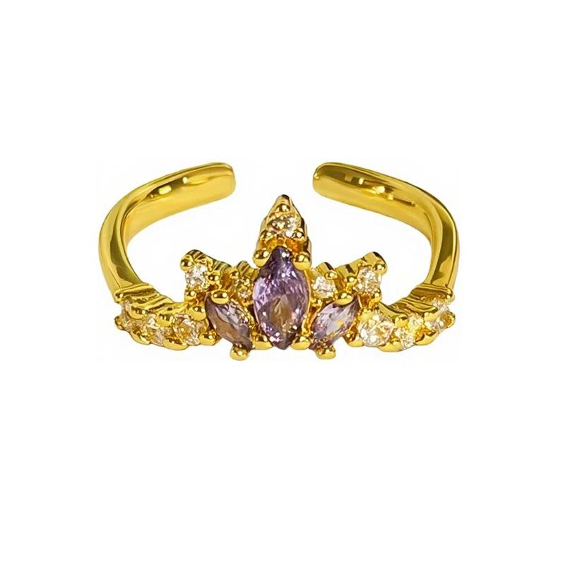 Retro Exquisite Temperament Maple Leaf Purple Zircon Flash Diamond Ring Women'S Light Luxury Stacked Personalized Ring