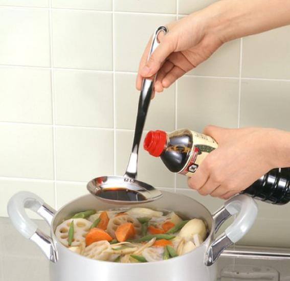 Yoshikawa Horizontal Mouth with Measuring Made In YH6691 Ladle, 70ml, Sticks, Tsubame-Sanjo, Japan,