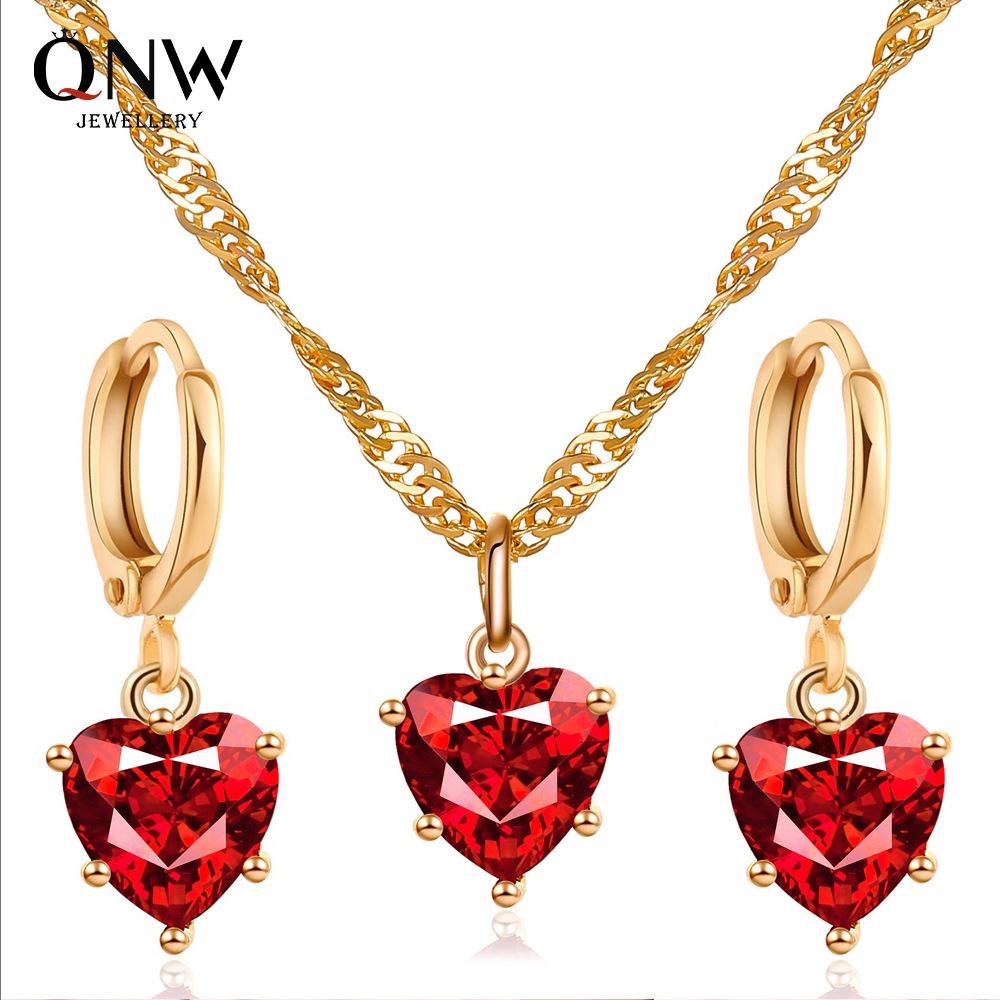 

Elegant Crystal Zircon Heart Necklace & Earring Set: Timeless Wedding & Banquet Jewelry