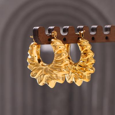 Geometric Special-Shaped Hollow Flower Earrings, Retro Flower Titanium Steel Plated 18K Gold Trend Earrings
