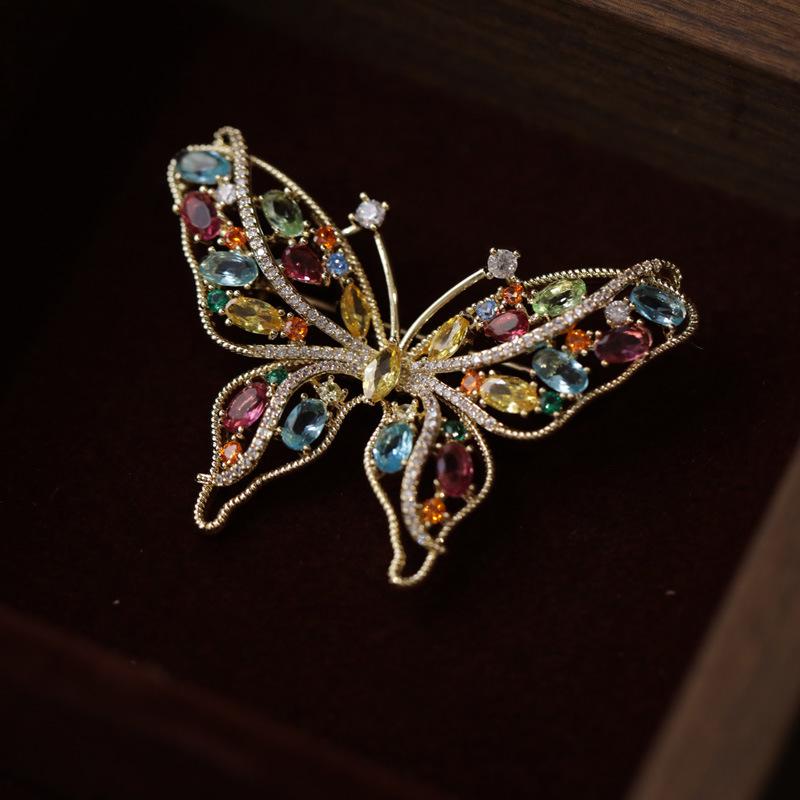 Butterfly Brooch with Zirconia and Pearls - Fashionable Hat Pin Accessory