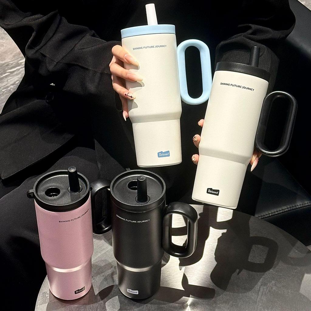 Premium Large-Capacity Insulated Stainless Steel Car Cup with Straw