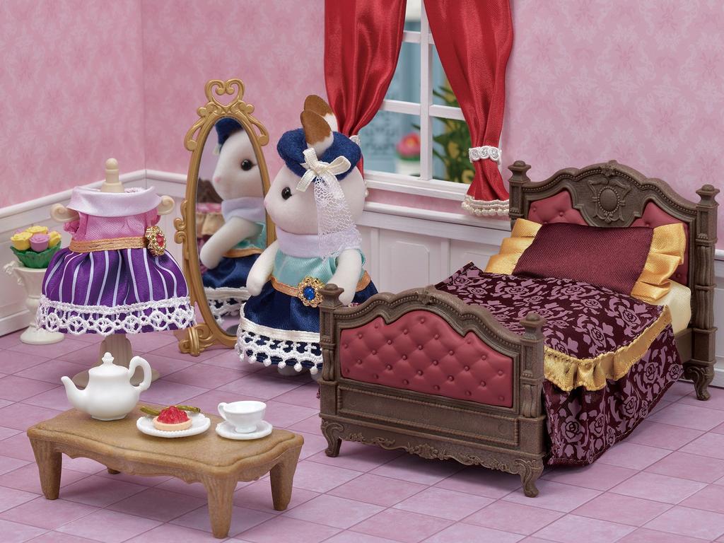 Sylvanian Families Town [Town Bed] TF-03