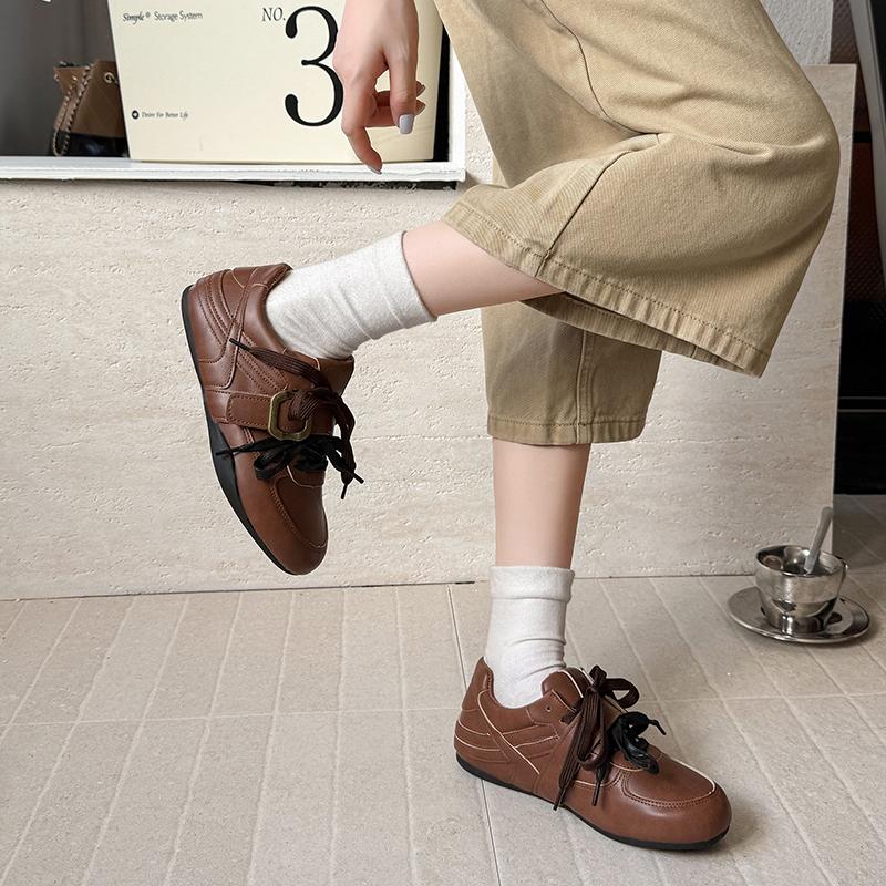 

Модная спортивная обувь Повседневная уличная обувь с круглым носком, плоские кроссовки для женщин, на шнуровке, однотонная, для отдыха, удобная женская крутая обувь 35