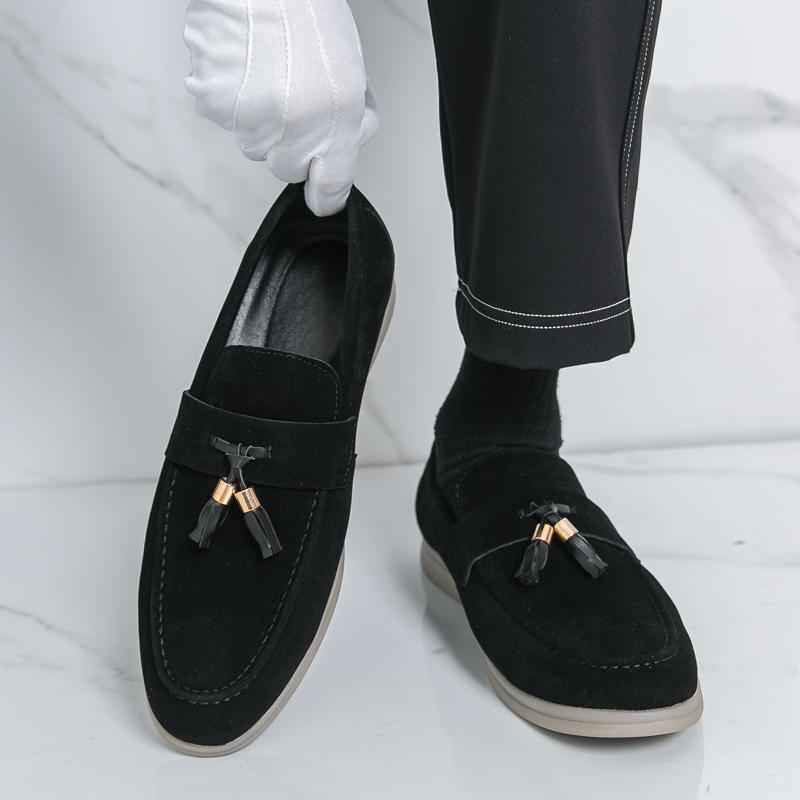 Fashion Fashionable New Men's Suede Comfortable Soft Sole Banquet Loafers Spring Brand Breathable Pointed Tassel Casual Bean Shoes