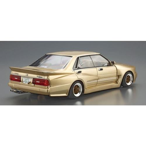Aoshima Bunka Kyozai 1/24 The High-Class Car Series No. 2 Nissan Y31 Sedoguro Plastic Model Kit, Molded in Color