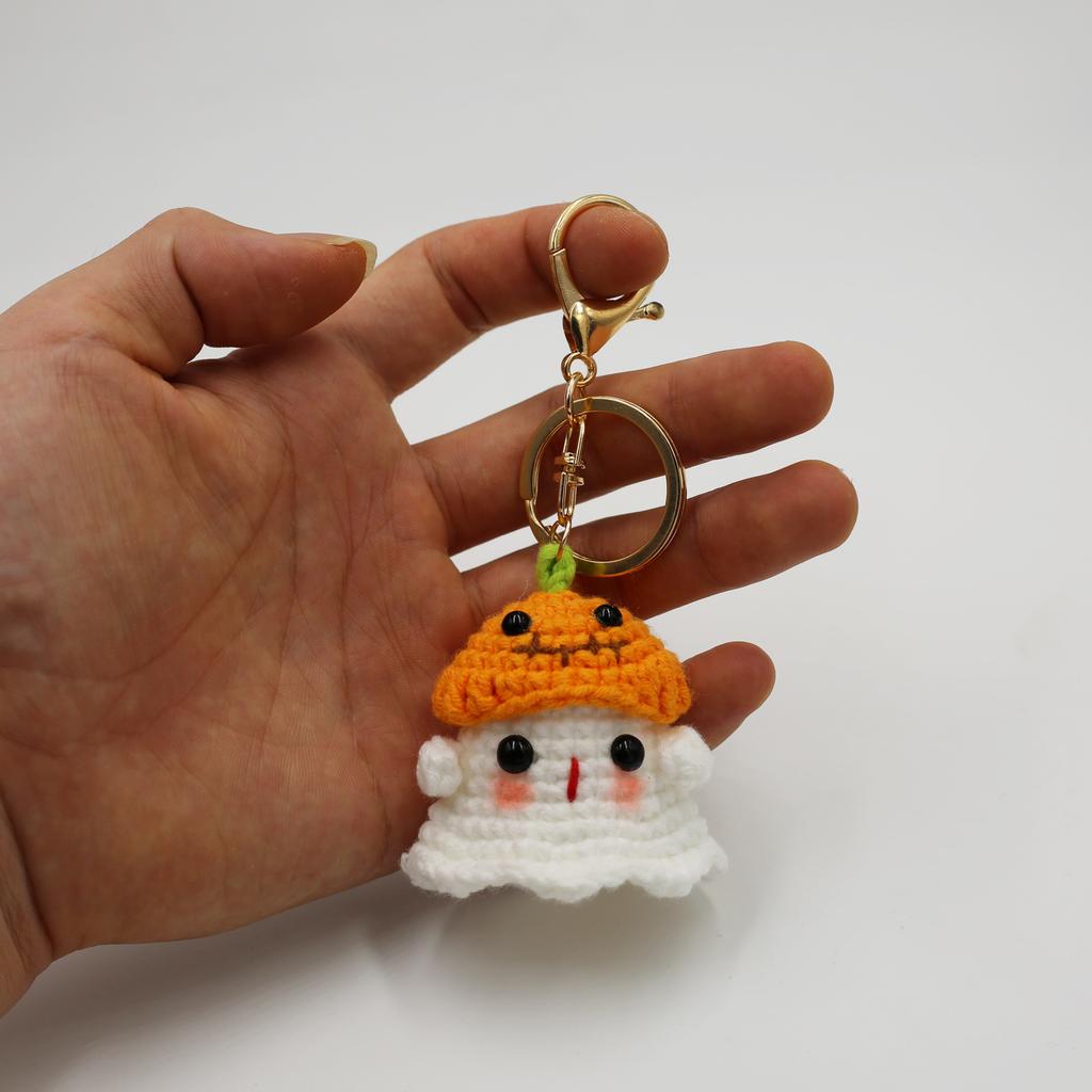 Creative Crocheted Little Ghost Hand Woven Pendants Halloween Decoration Handmade Yarn Crochet Bag Key Pendant Gift Home Decor