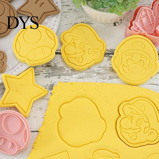 DIY 8Pcs/Set Cookie Mold Non Stick Easy to Demold PP Cartoon Cartoons Super Mario 3D Embossing Biscuit Cutter Baking Accessories Tool