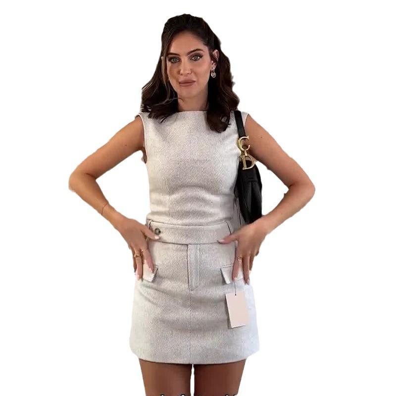 2024 Summer European & American Chic Solid Color Round Neck Top & High Waist Half Skirt Set for Women