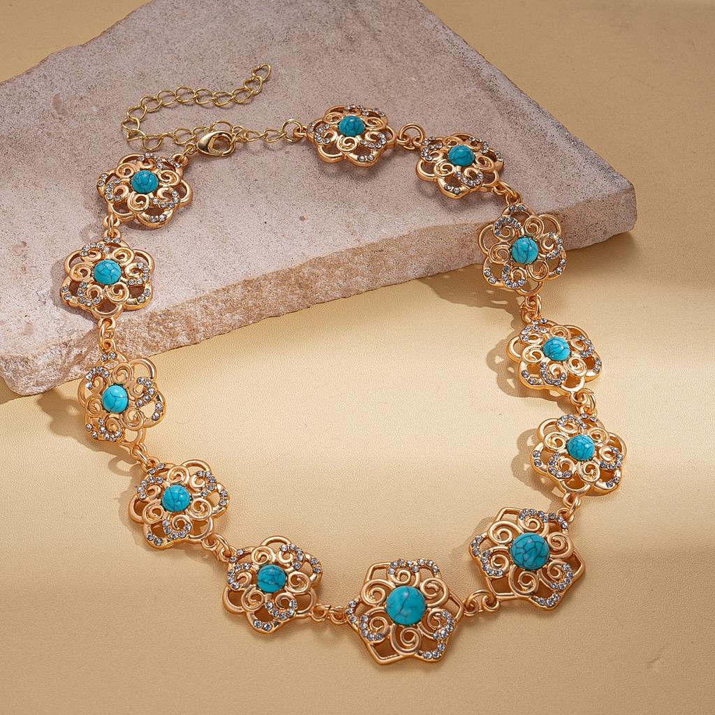 Turquoise Blue Diamond Flower Stud Earrings Necklace Light Luxury Niche Clavicle Chain Premium Jewelry Set