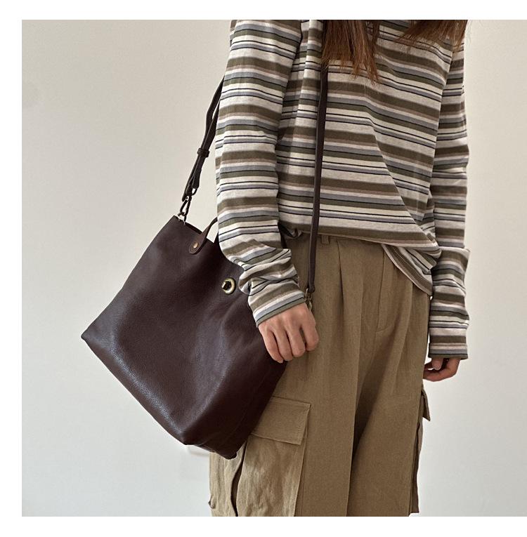 Spring/Summer Women's Genuine Tree Bark Leather Handbag - Vintage Lock Shoulder & Crossbody Bag.