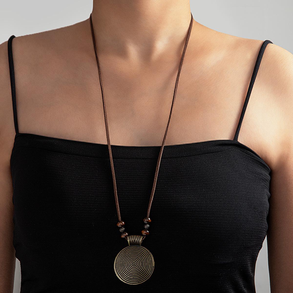 1 piece of fashionable retro round thread pendant wooden bead necklace, Korean velvet woven long women s necklace
