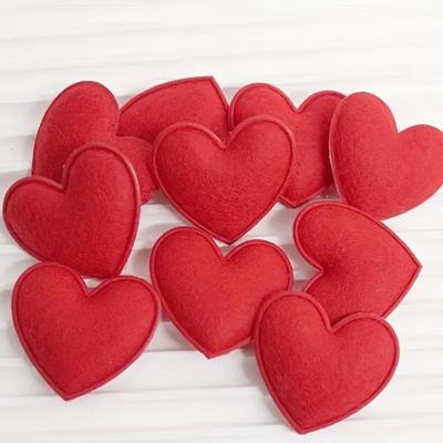10/30PCS Nouveaux Pétales de Cœur Rouge Romantique Parfaits 6.5cm Ornements de Cœur en Feutre DIY Décoration Saint-Valentin Mariage Anniversaire Fête