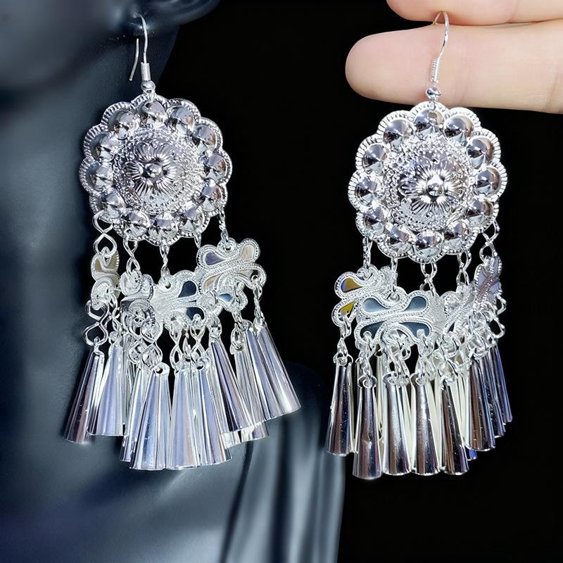 Ethnic style earrings Alloy silver-plated Miao ethnic minority Dong Yi earrings Earrings
