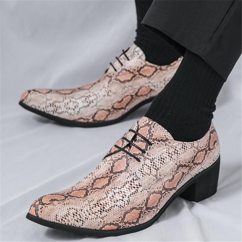 Scarpe Derby Elevator a Punta in Pelle Verniciata Effetto Serpente Nuove alla Moda per Uomo Marca Designer Casual Ritorno a Casa Matrimonio Calzature Formali