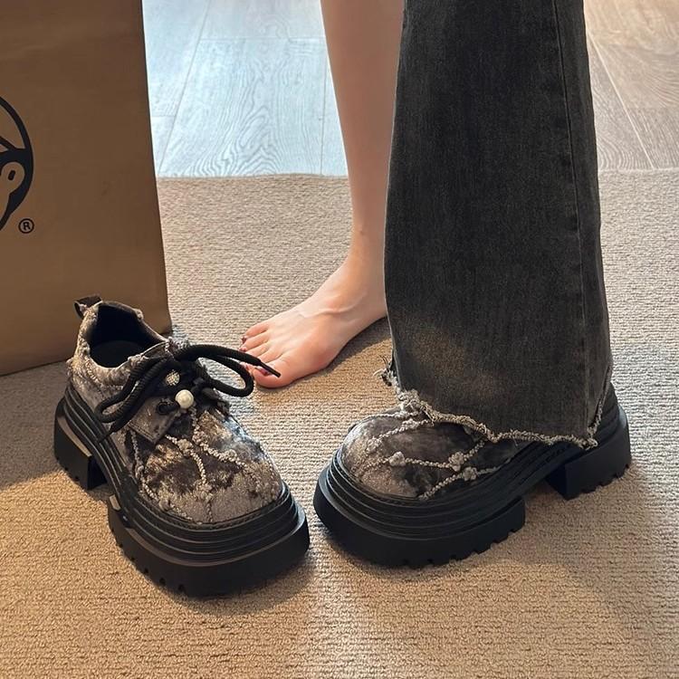 Retro Big Head Lace-up Small Leather Shoes Women's Skirt 2025 Autumn New French Single Shoes Muffin Platform Loafers