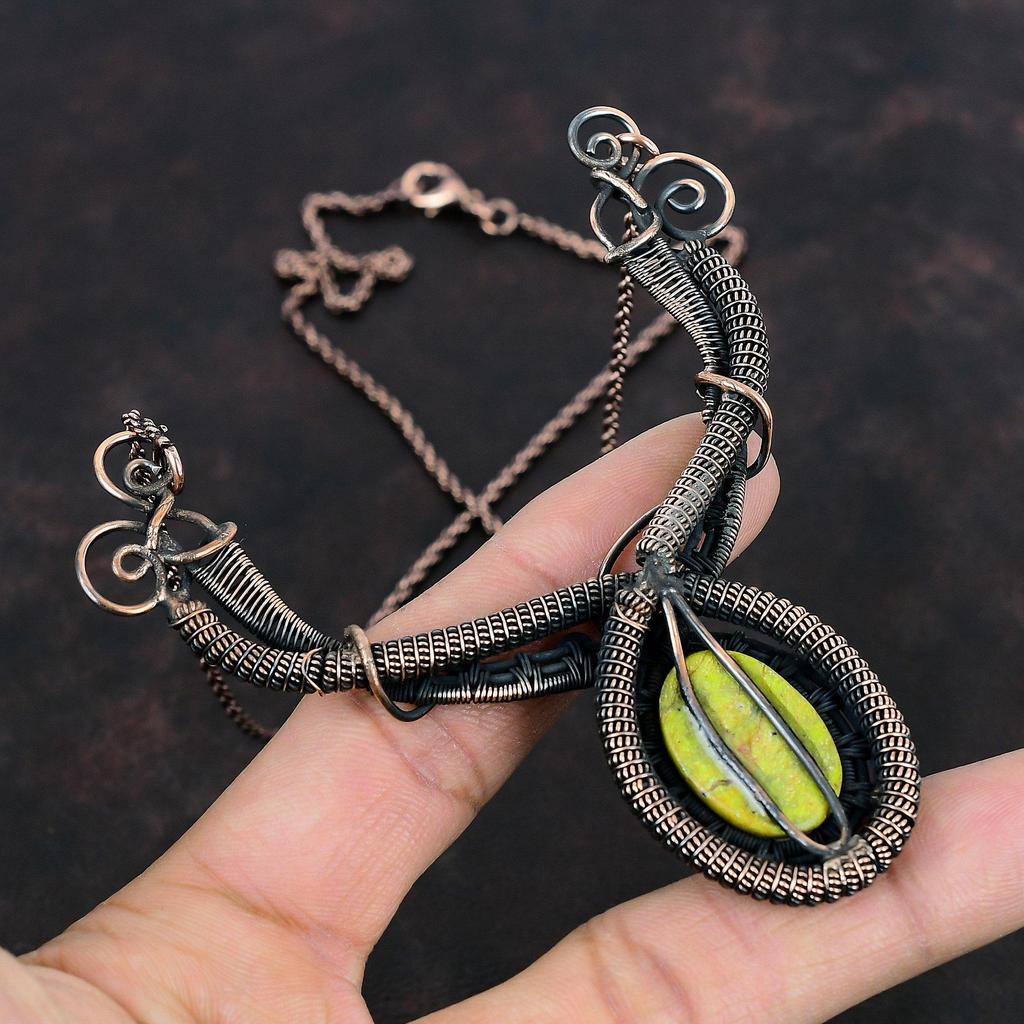 Collier en stichtite, collier en pierres précieuses enveloppé de fil de cuivre, collier élégant fait à la main, bijoux en cuivre uniques, cadeaux pour maman, bijoux enveloppés de fil