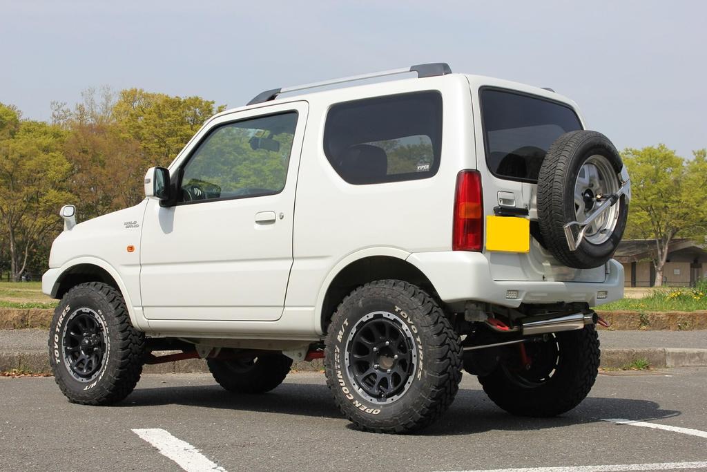Exclusive Jimny Muffler JB23W Generation Short Bumper Compatible Single Outlet Stainless Steel Silver Color Car Parts Automotive Accessories Custom
