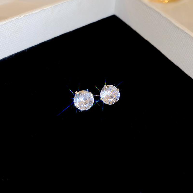 Silver Needles, Ear Holes, No Removal of Cochlear Earrings, Women's Zircon Super Flash Earrings, Women's Niche High-end Small Bone Earrings.