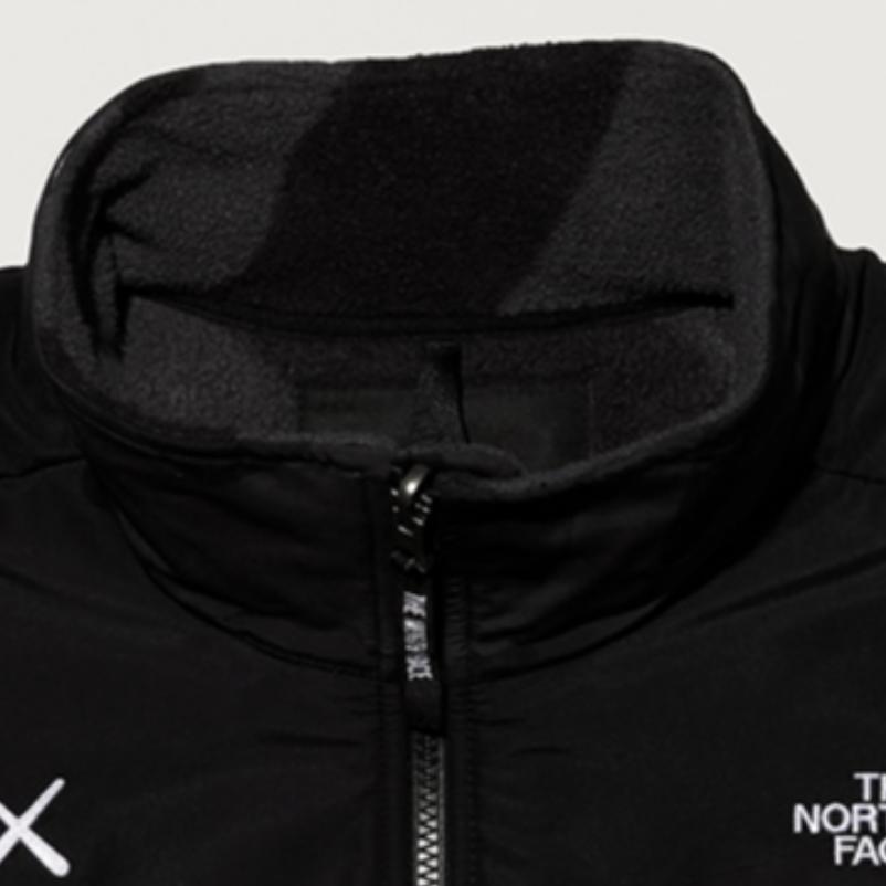 KAWS X THE NORTH FACE Retro 1995 Denali Jacket NF0A7WMB-7H0