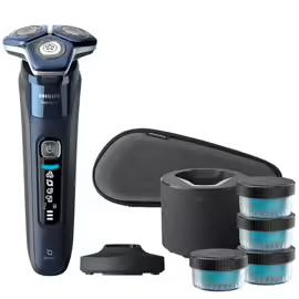 Philips Series 7000 Electric Shaver SkinIQ Technology black