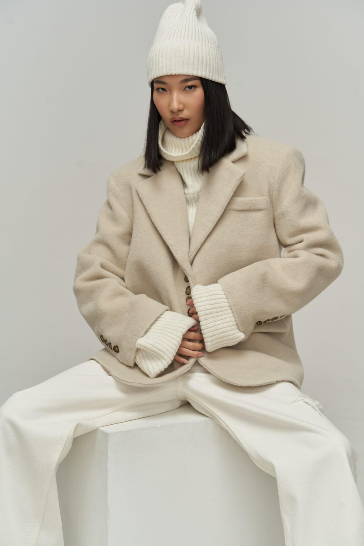 

Бежевый пиджак Proenza M/L бежевый