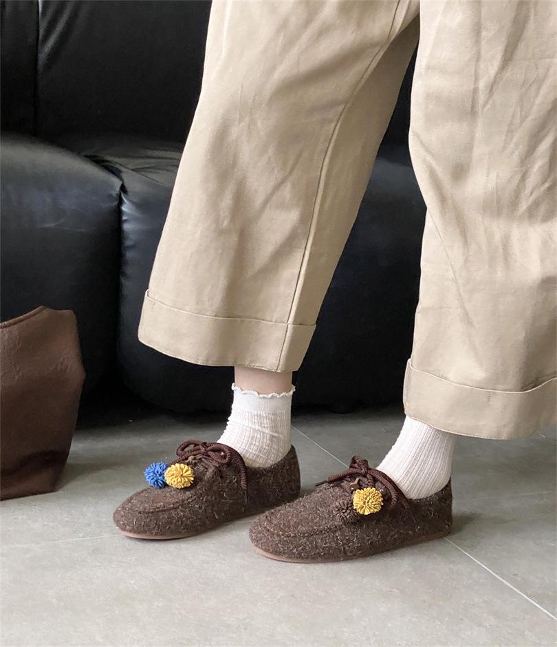 2025 new round toe platform matte flat outer wear commuter soft-soled women's singles shoes wool wool boxen shoes