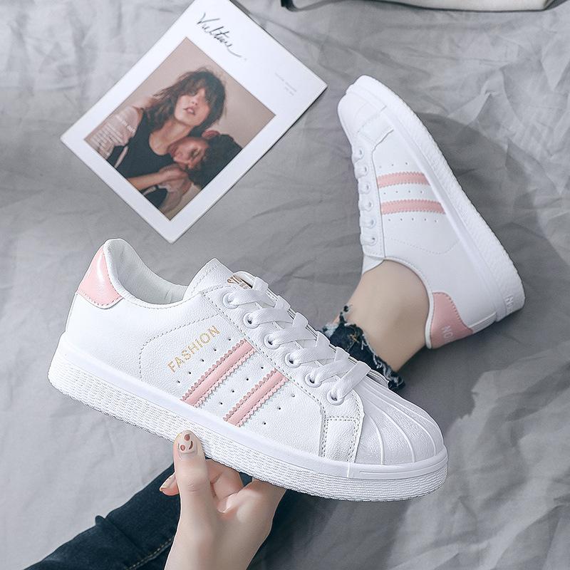 2025 Spring and Autumn New Leather Versatile Little White Shoes Women's Shell Head Sports and Leisure Shoes Board Shoes Flat Women's Shoes