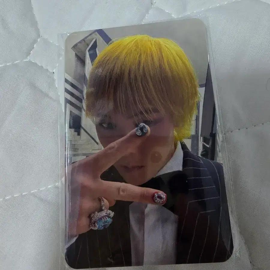 BIGBANG Parasol + Membership Card (sealed)