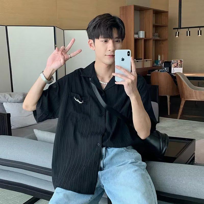 

Осенняя тонкая клетчатая рубашка мужского гонконгского стиля в модном свободном и красивом высококачественном однотонном длинном рукаве