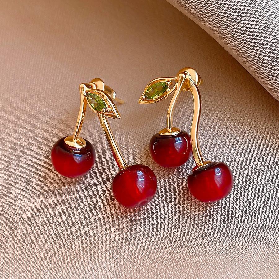 French retro Hong Kong style red geometric resin earrings stud earrings personality temperament earrings women