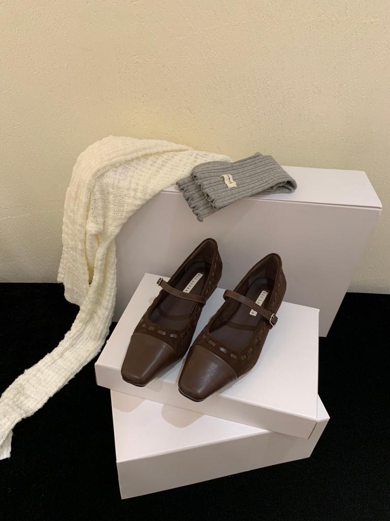 Thick Heel Shallow Mouth Mary Jane Shoes Versatile Women's Shoes 2025 Autumn New Suede Word with Retro Single Shoes