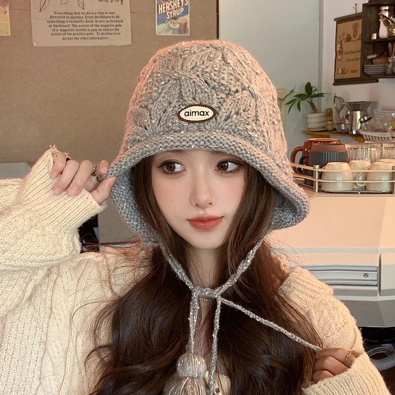 

New Ethnic Style Knitted Hat Women s Autumn and Winter Pullover Hat Warm Ear Protection Cold Hat Tassel Strap Woolen Hat M（56-58cm）